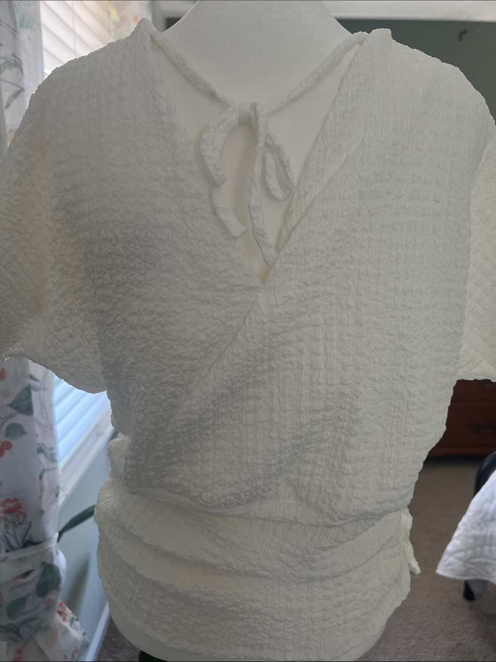 Daytrip White Textured Surplice Blouse - Picture 3 of 6